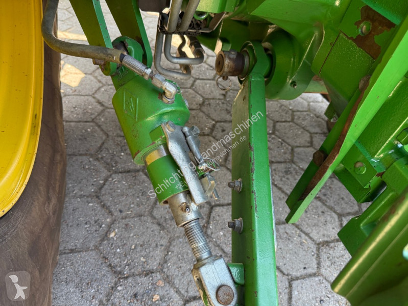 جرار زراعي John Deere