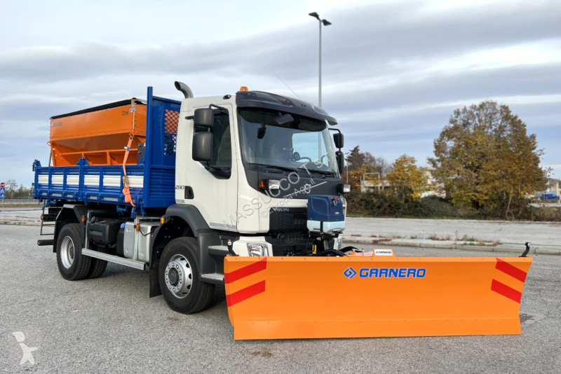 Lantbrukstraktor Volvo FL816-280 4X4
