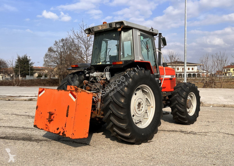 Landbrugstraktor Massey Ferguson MF3655 4X4