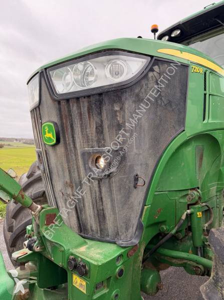 Lantbrukstraktor John Deere 7210R