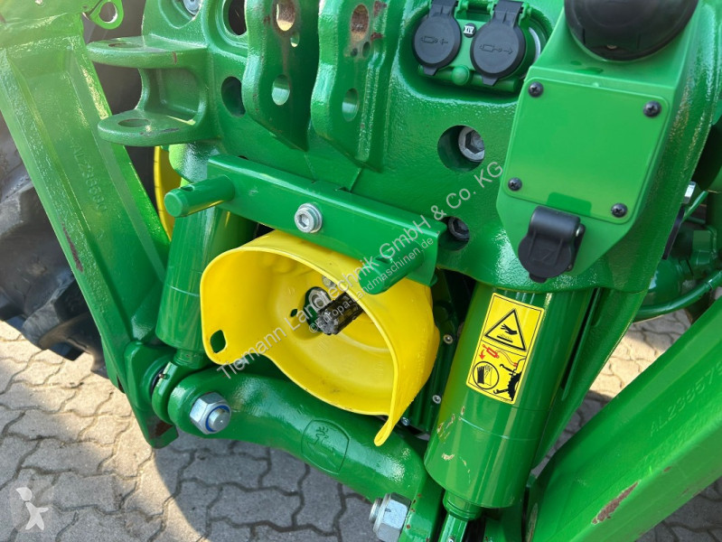 Tractor agrícola John Deere 230