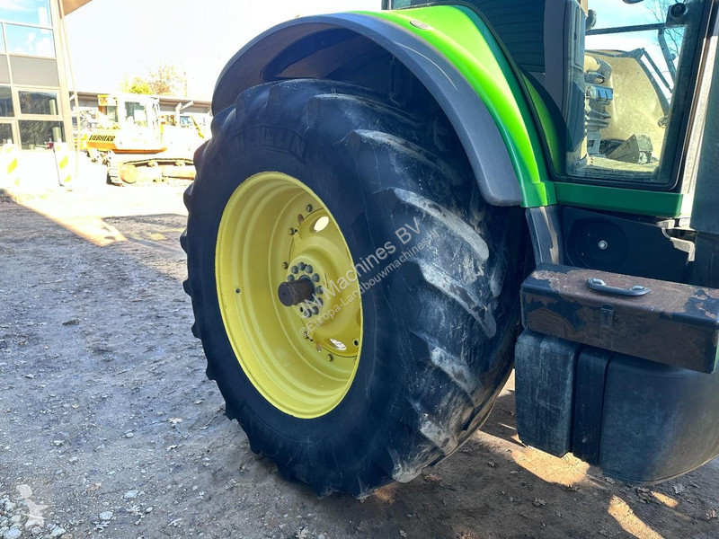 Lantbrukstraktor John Deere 8120 Powershift
