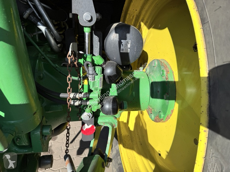 جرار زراعي John Deere