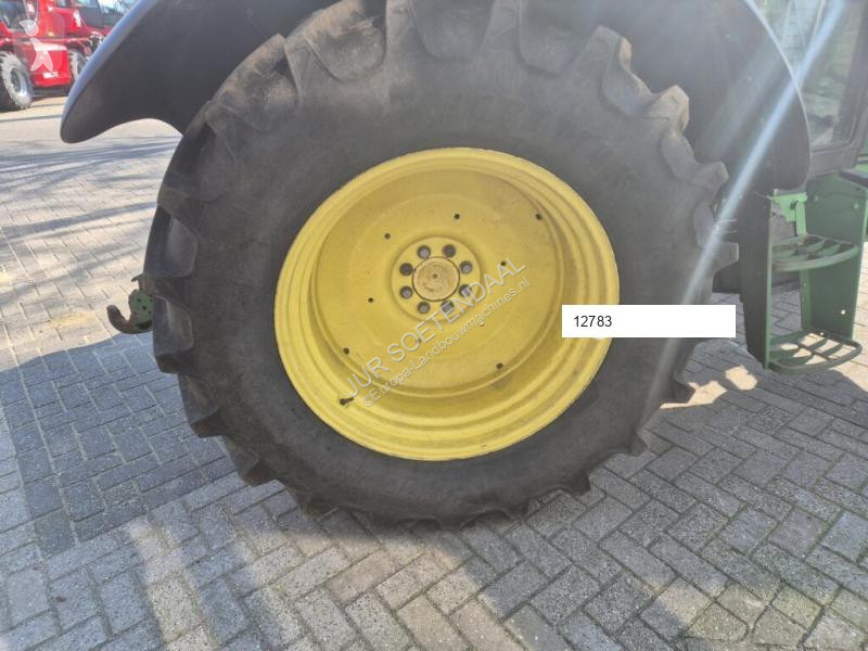Landbrugstraktor John Deere 6230