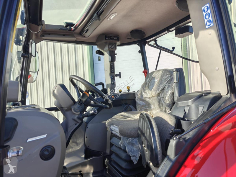 Case IH  LUXXUM tractor