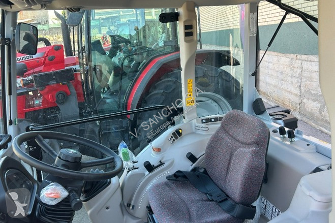 Landbrugstraktor Massey Ferguson 3WF.105