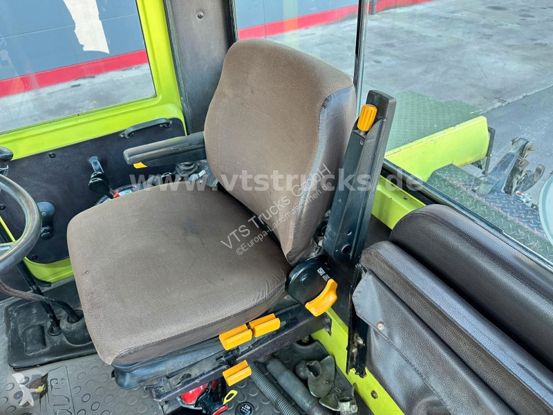 Lantbrukstraktor Mercedes MB Trac 1000