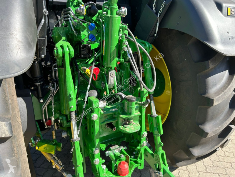 Landbrugstraktor John Deere  6M 200...