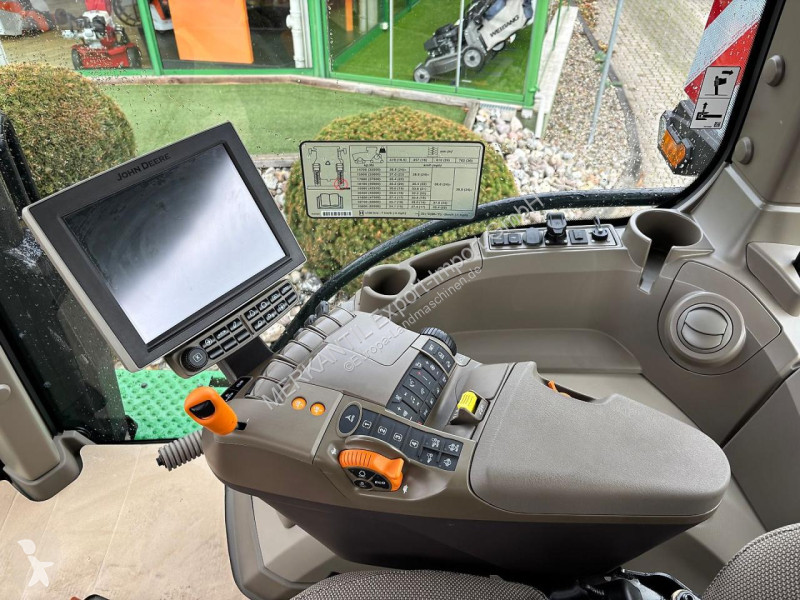 Lantbrukstraktor John Deere X 410