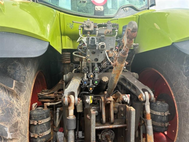 Lantbrukstraktor Claas  Axion 830 CIS+