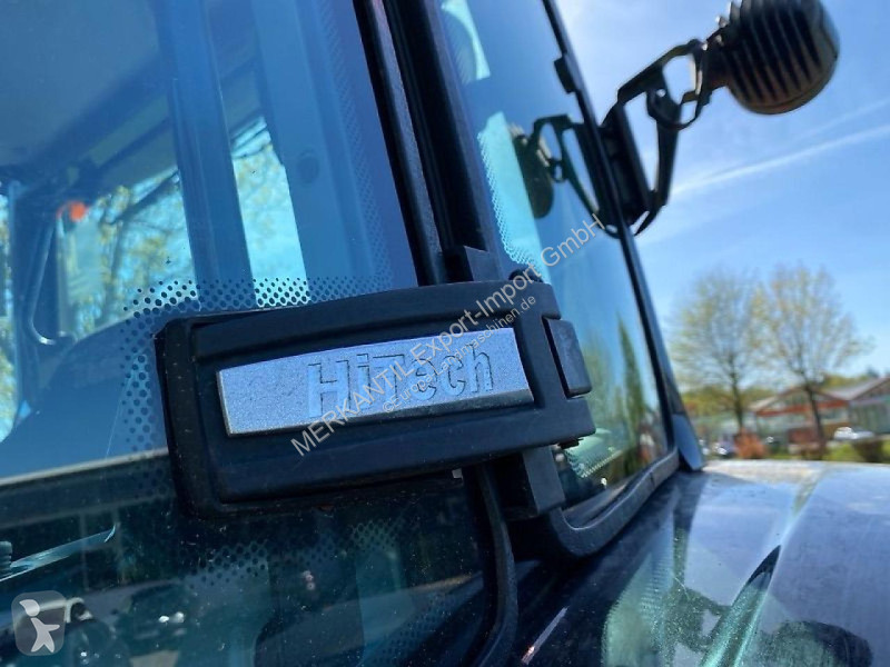 Lantbrukstraktor Valtra  A105 + ALÖ G4S DME...