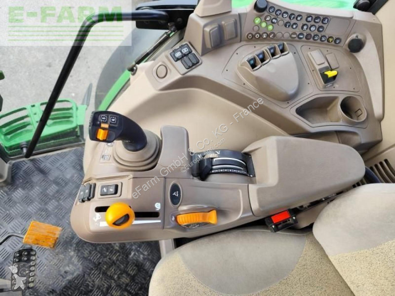 Landbrugstraktor John Deere  6m 200