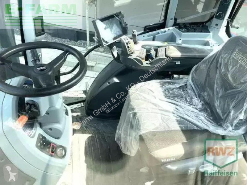Landbrugstraktor Valtra  t 234 direct mit rüfa...