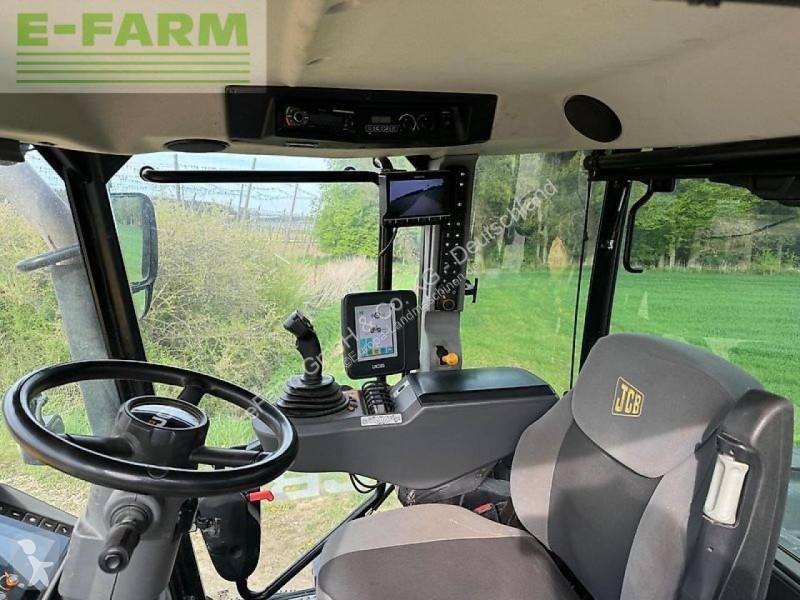Lantbrukstraktor JCB  fastrac 4220