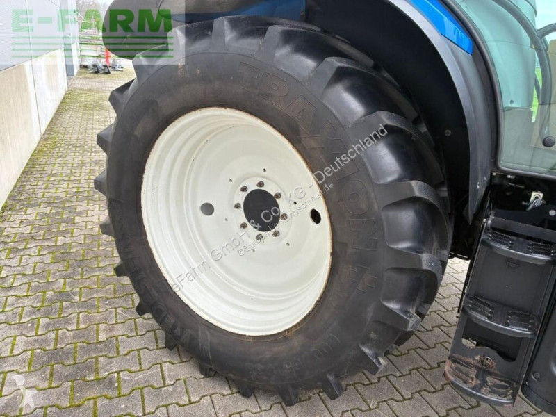 Landbrugstraktor New Holland  t6.140...