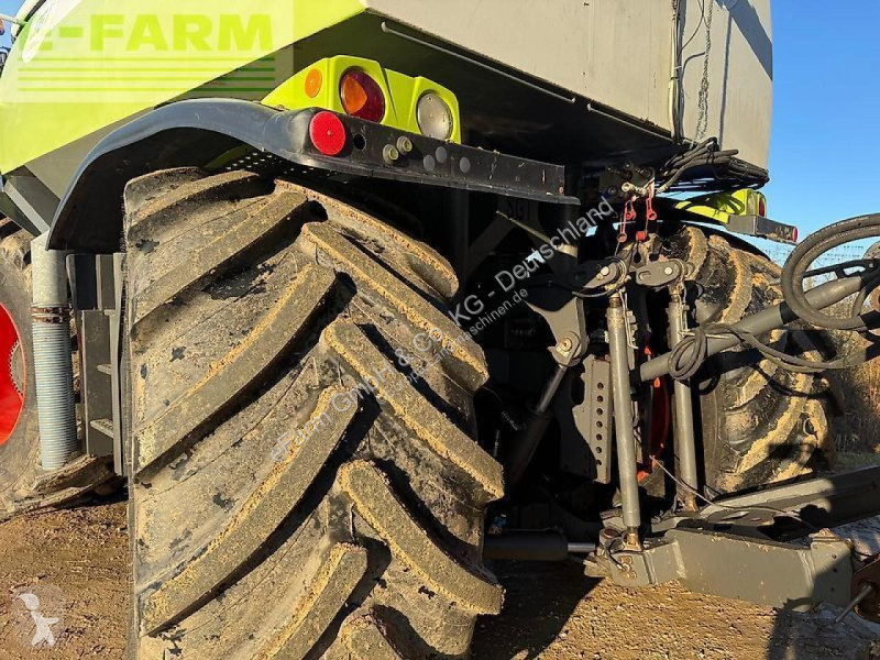 Landbrugstraktor Claas  xerion 3800 saddle trac...