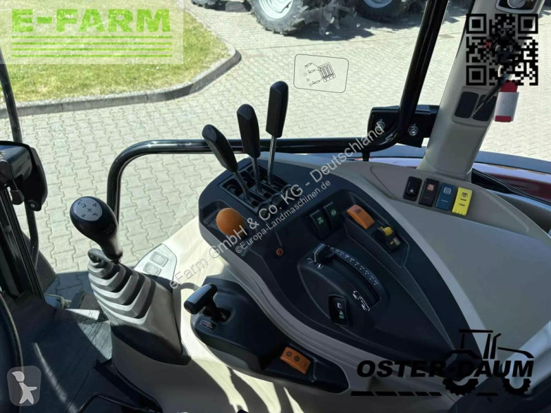 Lantbrukstraktor Massey Ferguson  5711 m dyna 4...