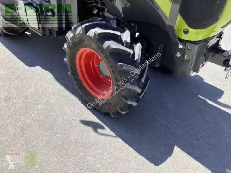 Landbrugstraktor Claas  nexos 240 s advanced