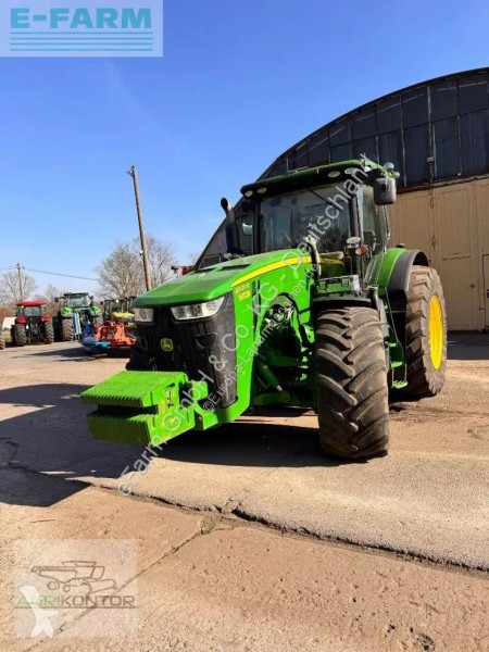 Landbrugstraktor John Deere  8320r # e23