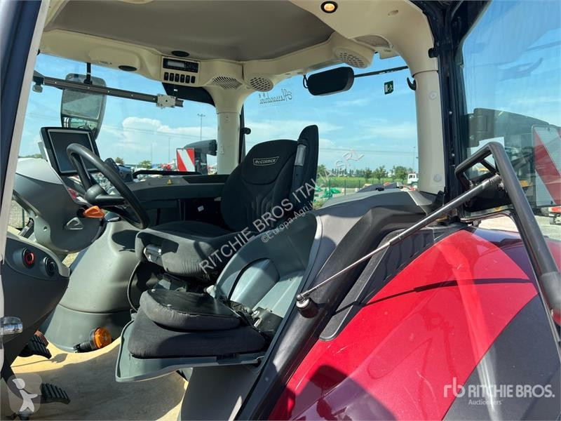 Tractor  X8.680 VT Drive