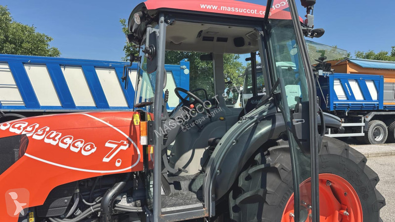 Tractor agrícola Kubota M8540 4x4