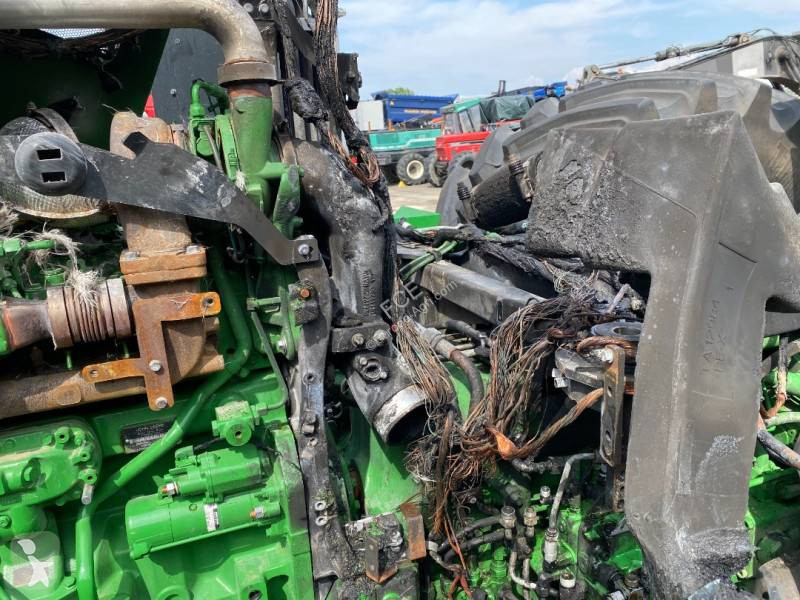 Lantbrukstraktor John Deere 7R330...
