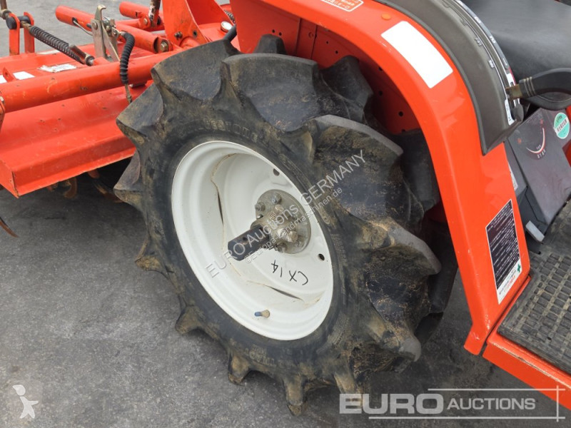 Tractor agrícola Hinomoto CX14