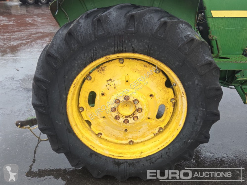 Сільськогосподарський трактор John Deere 3130