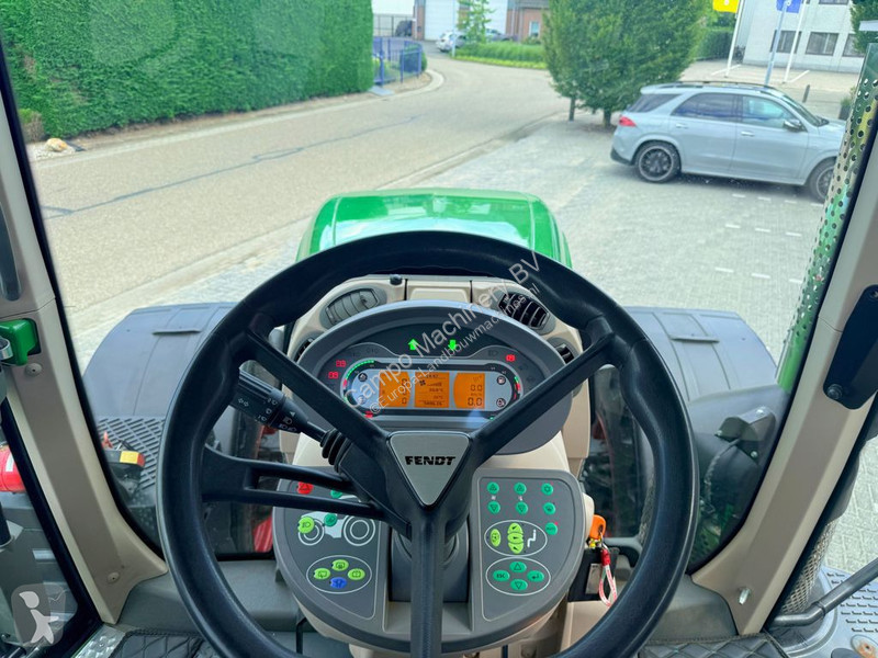 Fendt 828 S4 Vario Profi Plus GPS RTK tractor
