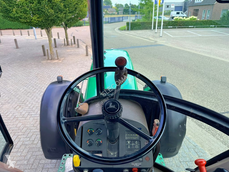 Lantbrukstraktor John Deere 4050 4WD