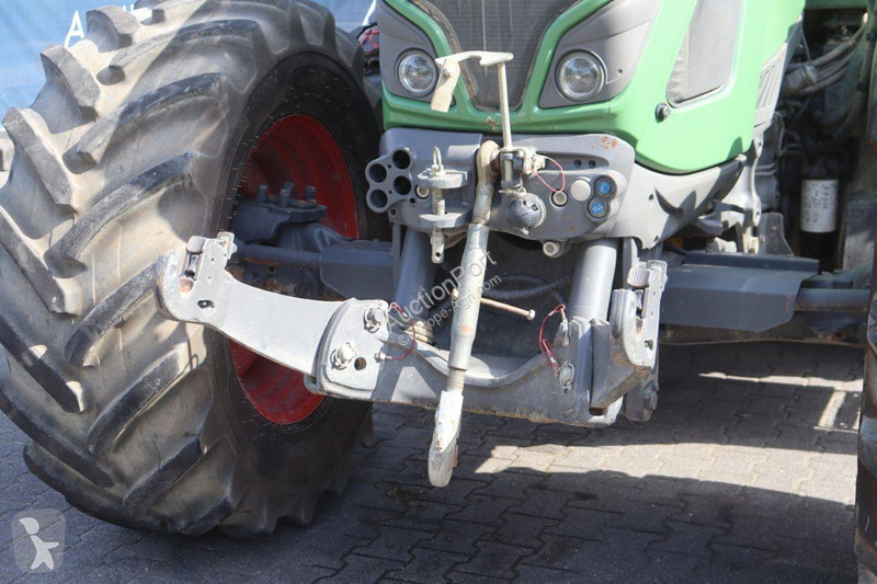 Lantbrukstraktor Fendt 716 Vario