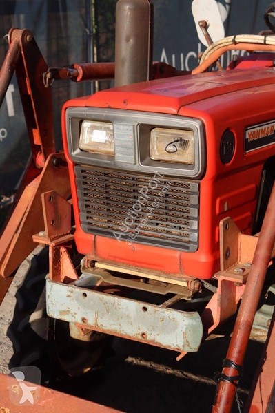 جرار زراعي Yanmar YM1802D
