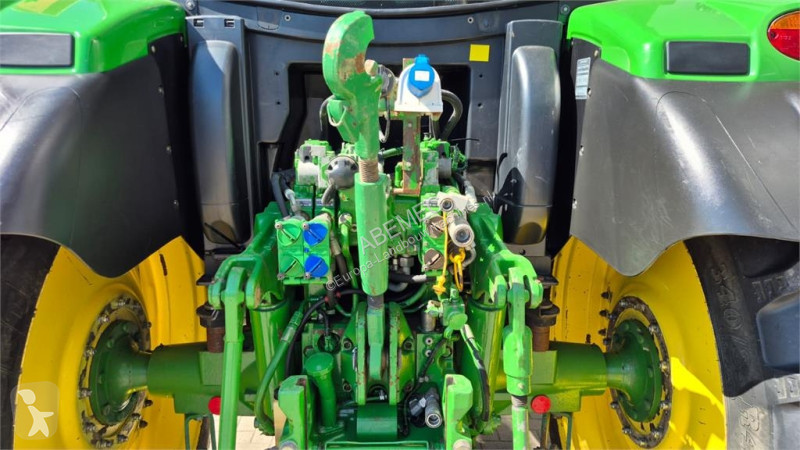 Zemědělský traktor John Deere 6125R AutoPower