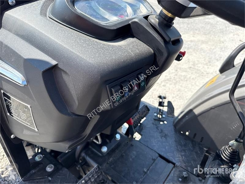 Сільськогосподарський трактор  TT604 4WD...
