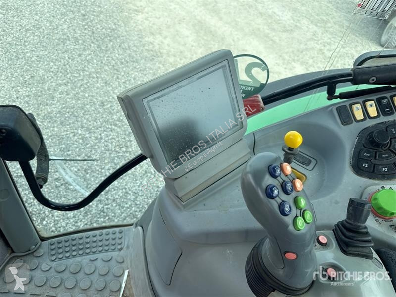 Сільськогосподарський трактор  L730 4WD Tractor
