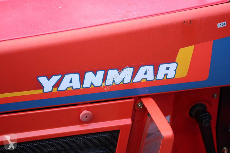 Сільськогосподарський трактор Yanmar F16D