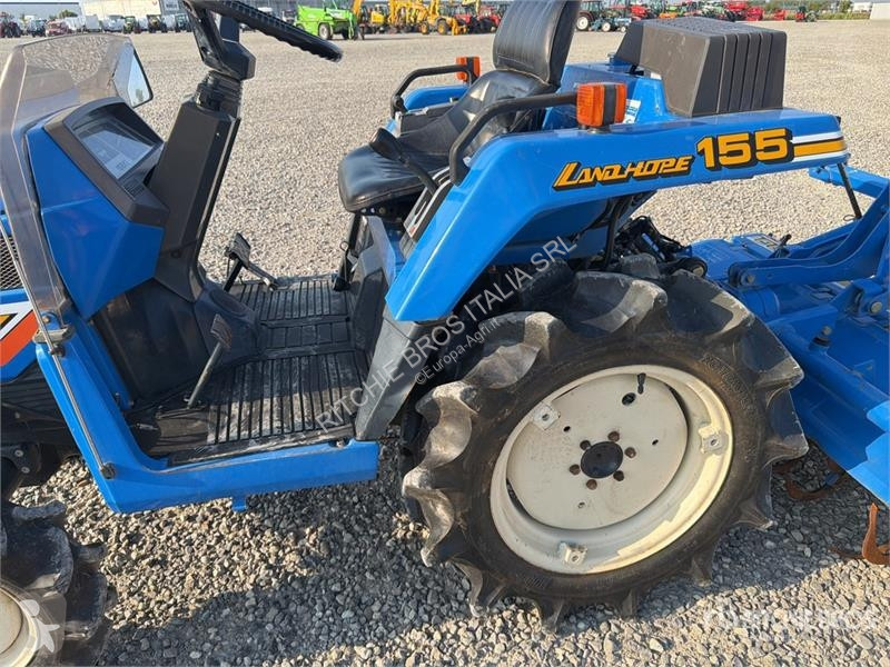 Tractor Iseki Landhope 155 Mini 4WD Tractor