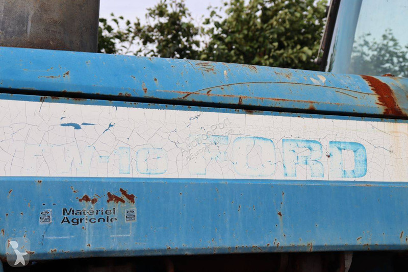 Tractor agrícola Ford TW-10
