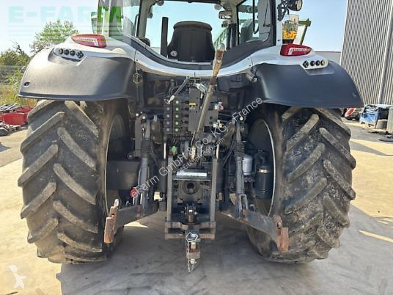 Трактор Valtra  n135