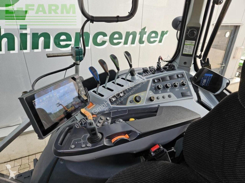 Tracteur agricole Valtra  n 175 active