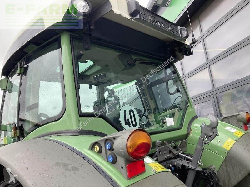 Tracteur agricole Fendt  211 vario