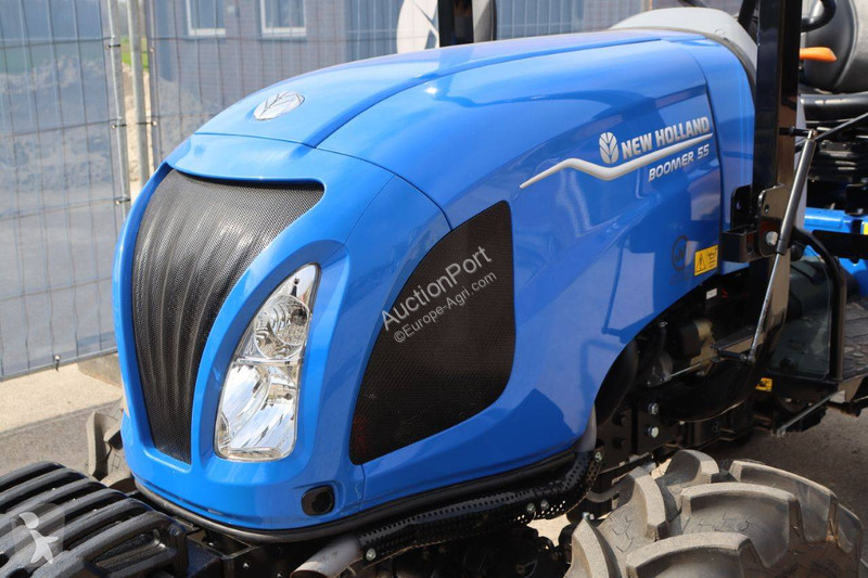 Tracteur agricole New Holland Boomer 55