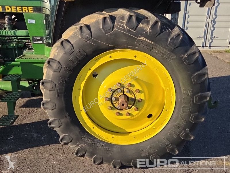 Tracteur agricole John Deere 4055A