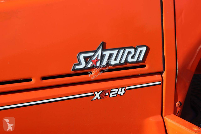 Tracteur agricole Kubota Saturn X-24
