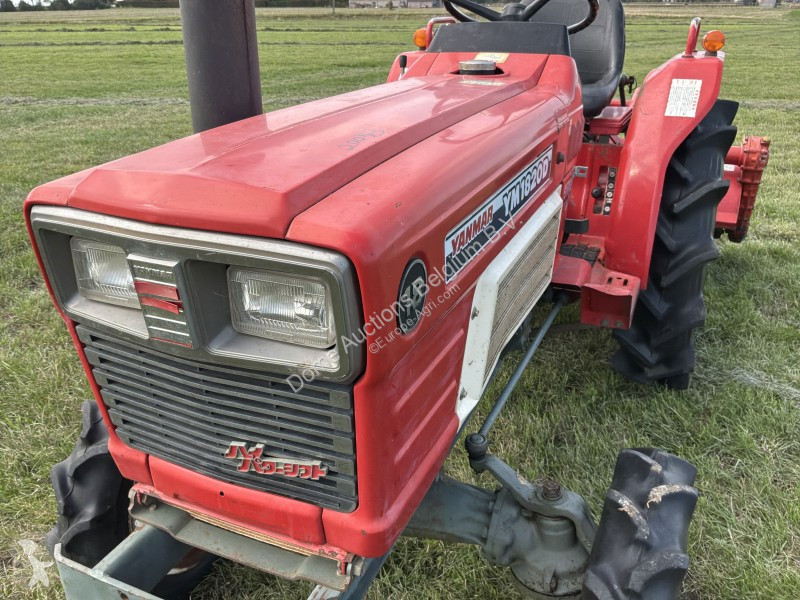 Tracteur agricole Yanmar YM1820D