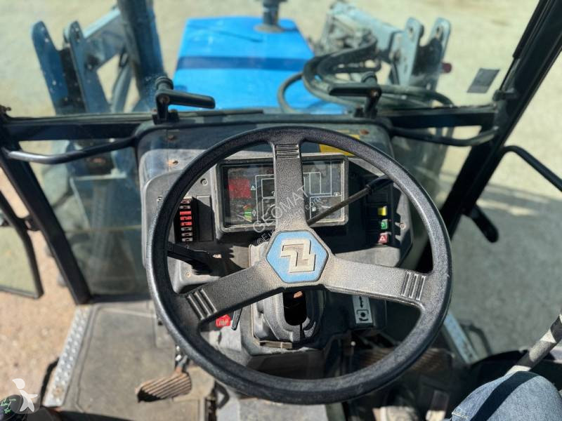 Tracteur agricole