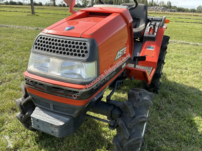 Tracteur agricole Kubota Aste A175