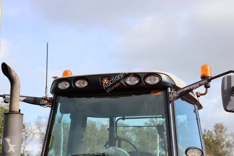 Zemědělský traktor Massey Ferguson 6490 Dyna-6