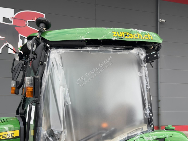 Tractor John Deere 3046 R 4x4 Hofschlepper...