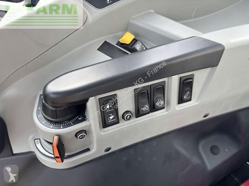 Tractor Valtra  a105